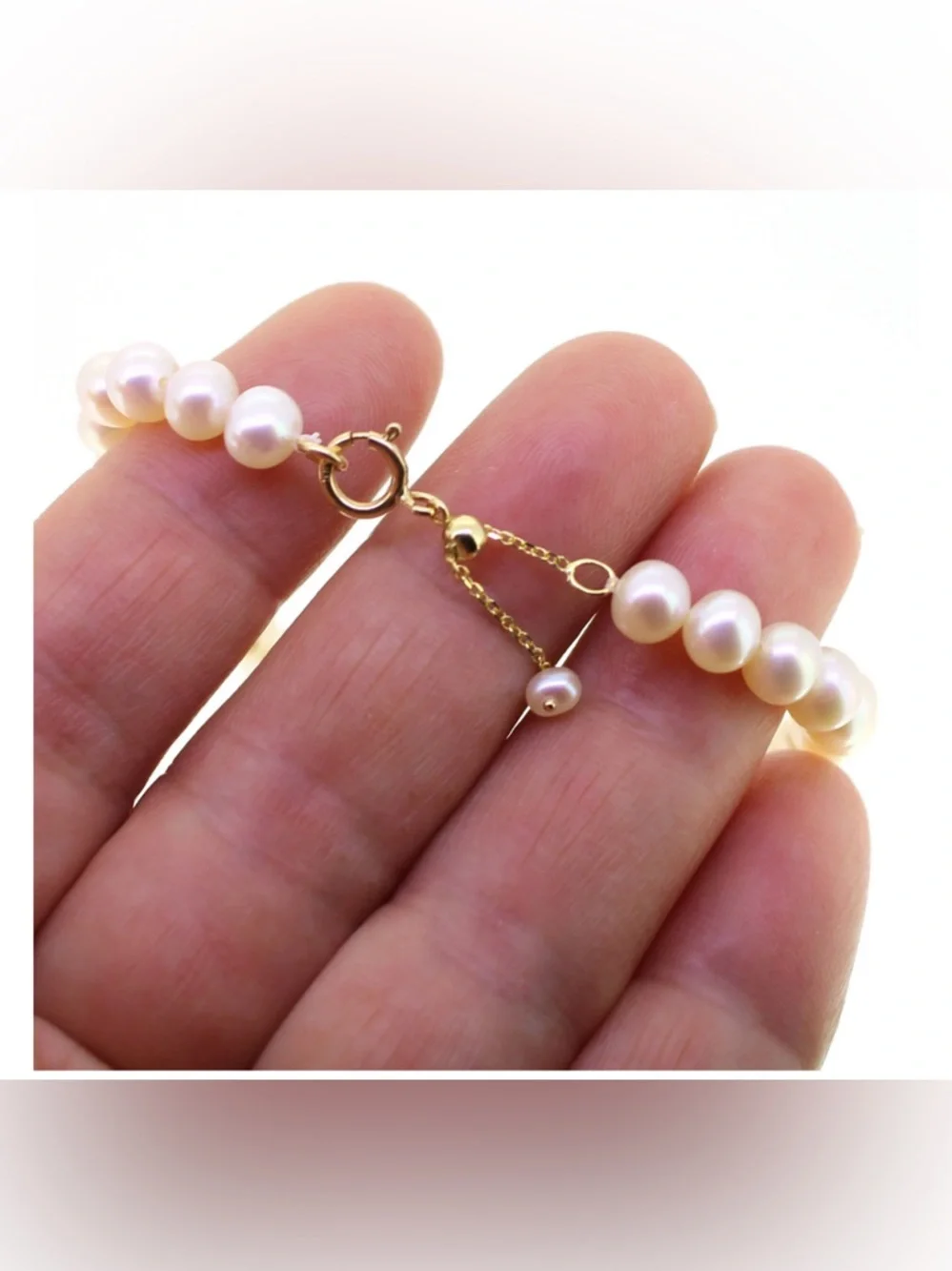 14k solid gold Classic White Pearl bracelet with Gold Clasp - Women Jewelry - Picture 2 of 3
